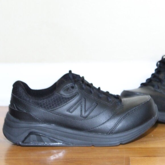 New Balance Black Leather Lace Up Walking Shoes 928V3 Sneakers WW928BK3 Womens 8 - Picture 4 of 11